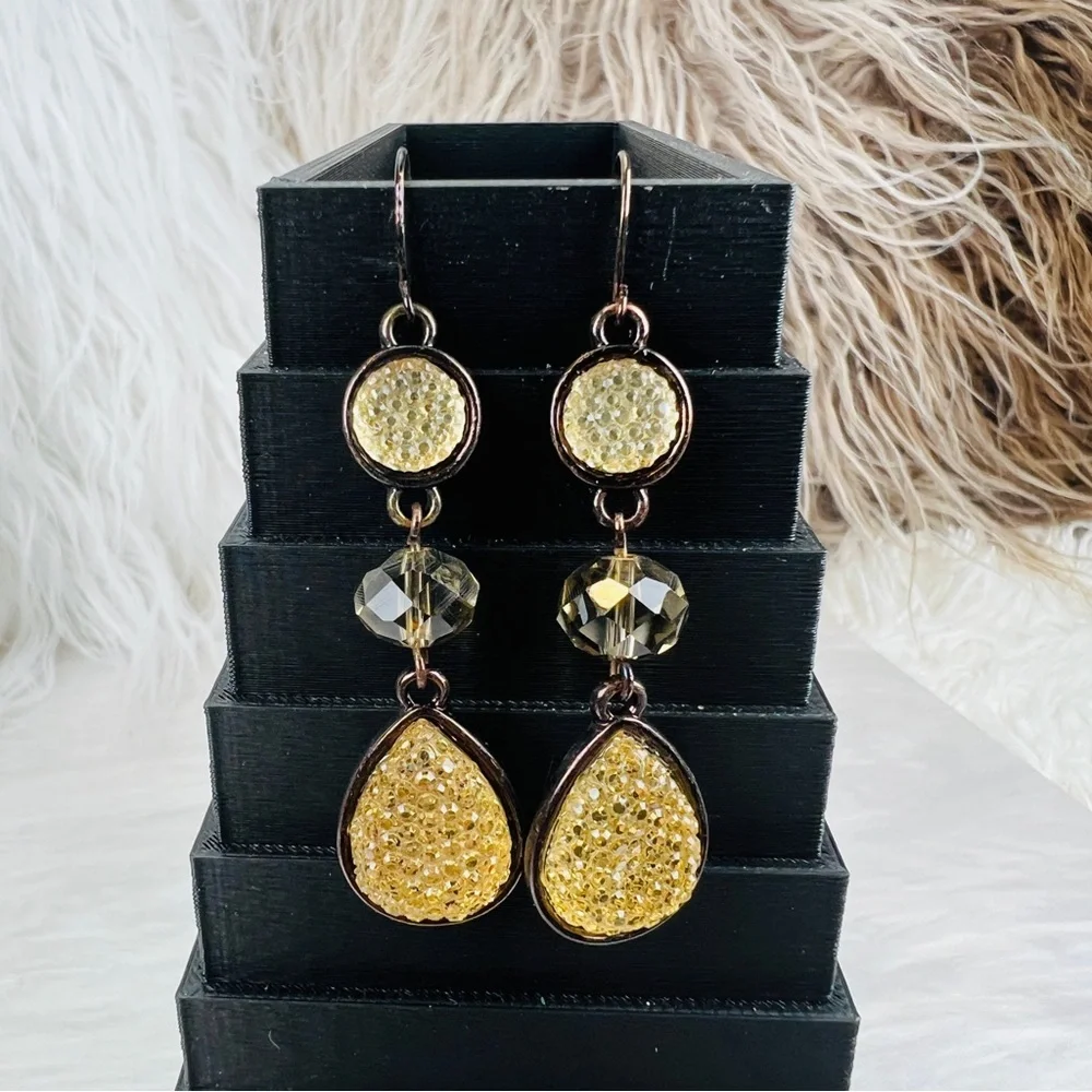 Gorgeous, champagne bling, long dangle pierced earrings